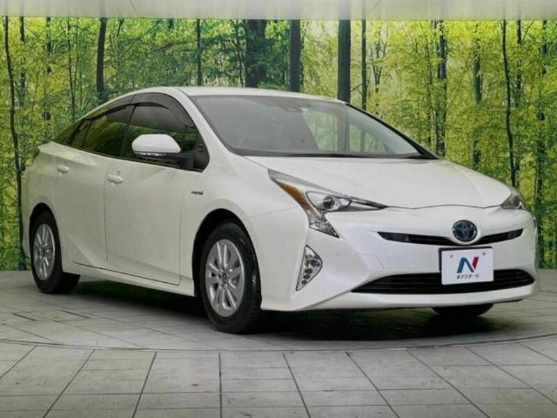 PRIUS-16