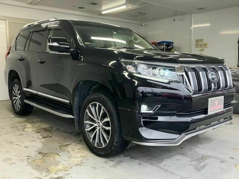 LAND CRUISER PRADO-1