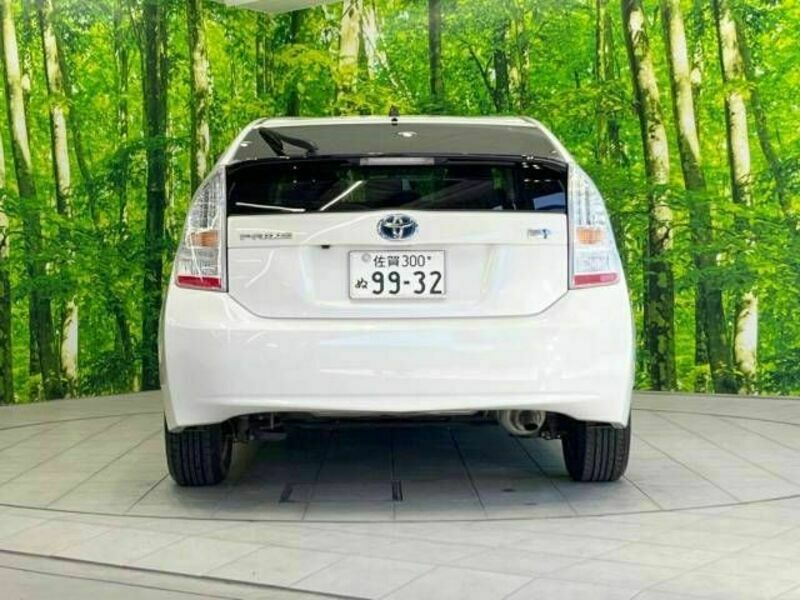 PRIUS-15