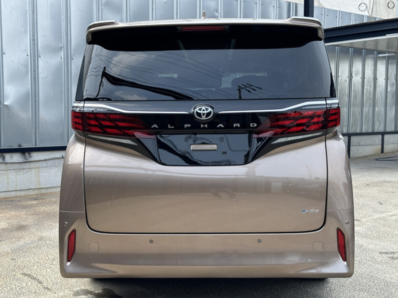 ALPHARD-7