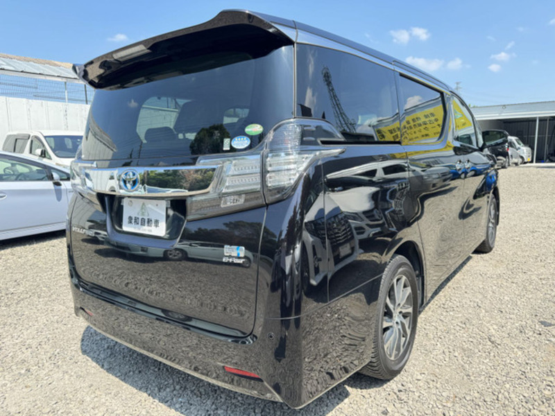 VELLFIRE-6