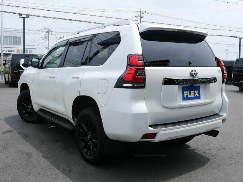 LAND CRUISER PRADO-11