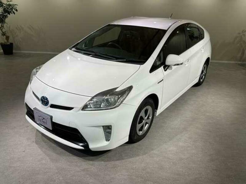 PRIUS-12