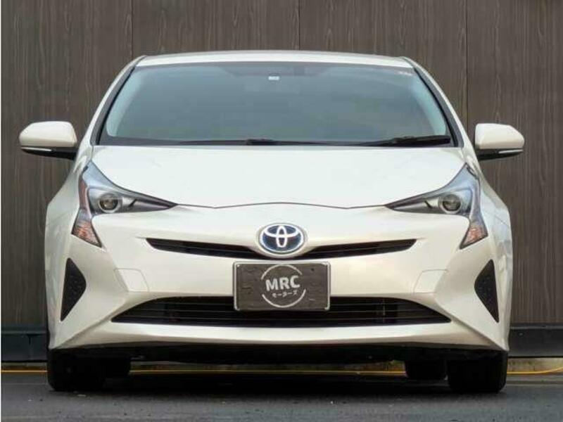 PRIUS-4