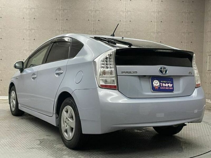 PRIUS-2