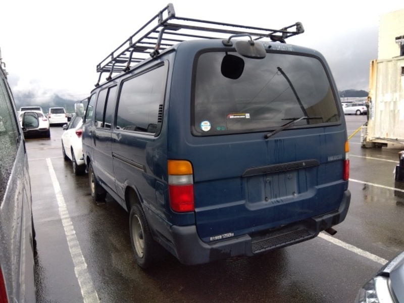 HIACE VAN