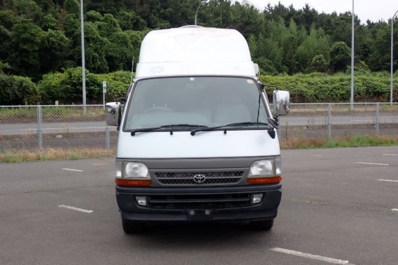 HIACE-9