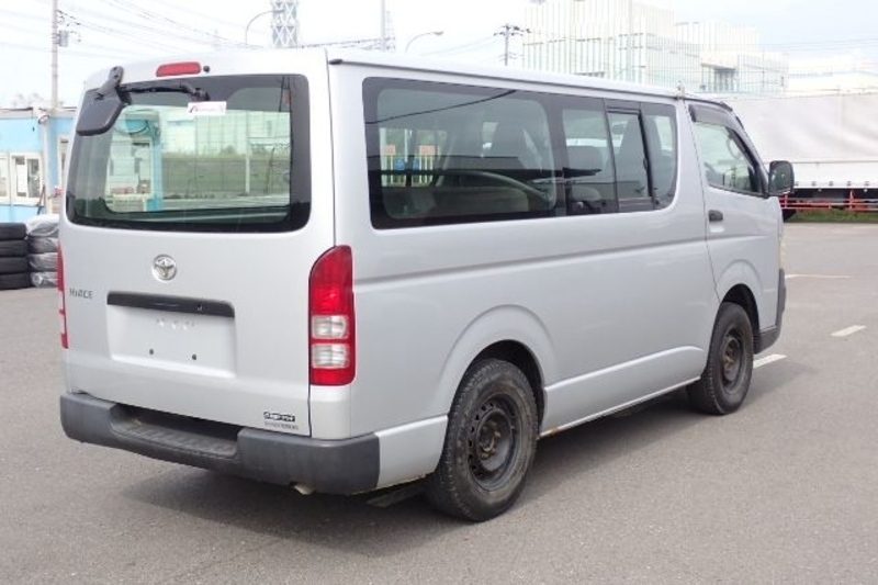 HIACE VAN-12