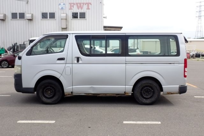 HIACE VAN-10