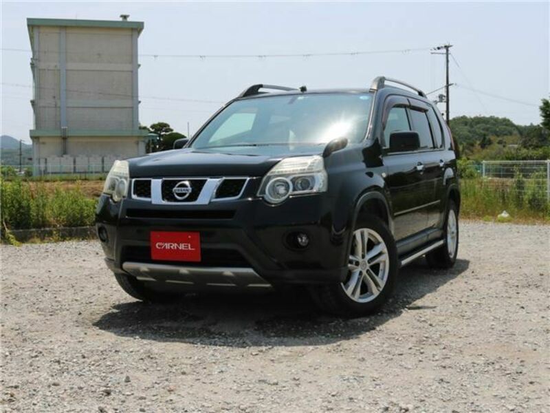 X-TRAIL-1