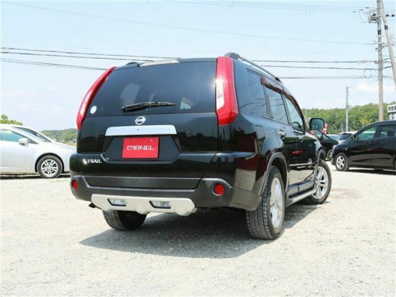 X-TRAIL-5