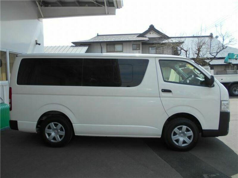 HIACE VAN-7