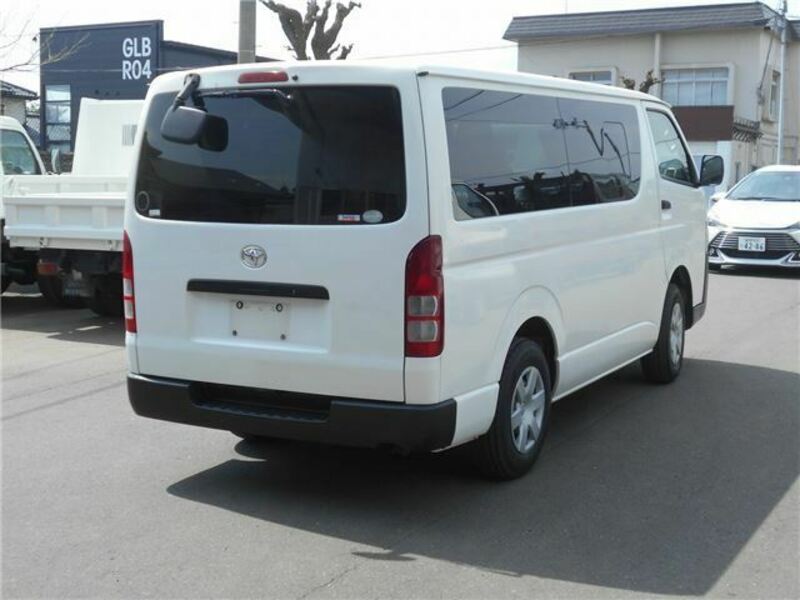 HIACE VAN-8