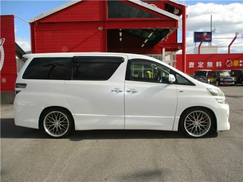 VELLFIRE-3