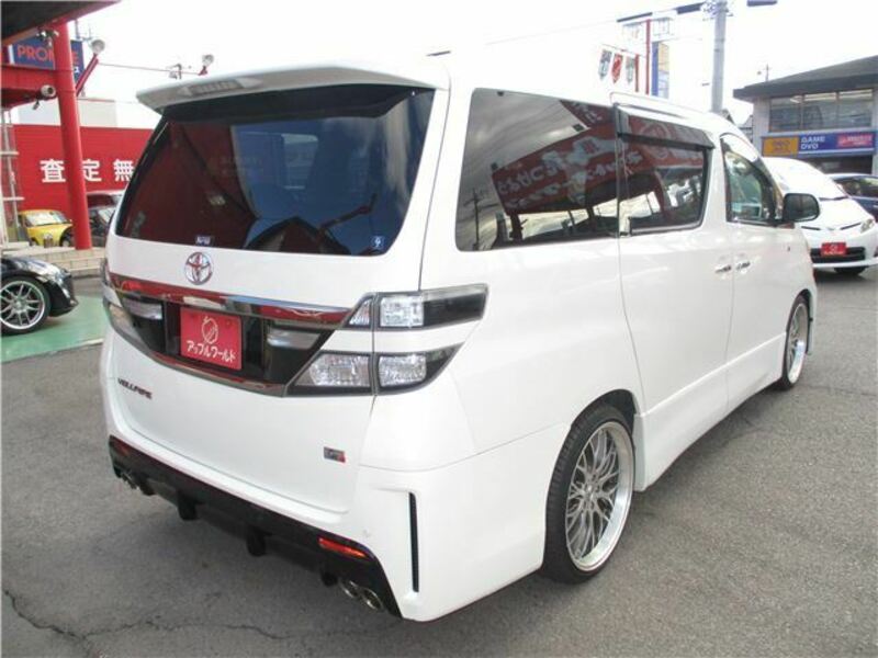 VELLFIRE-5