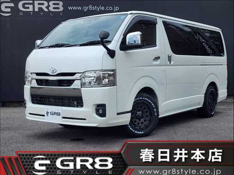 TOYOTA　HIACE VAN