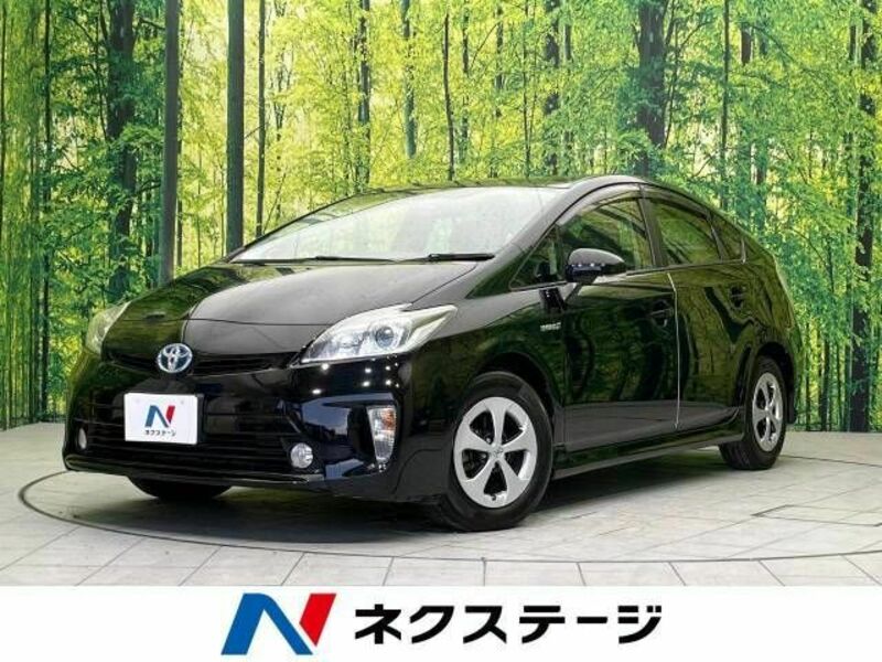 TOYOTA　PRIUS