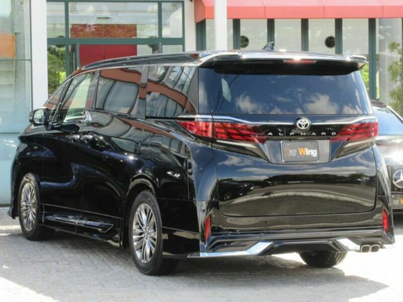 ALPHARD-10