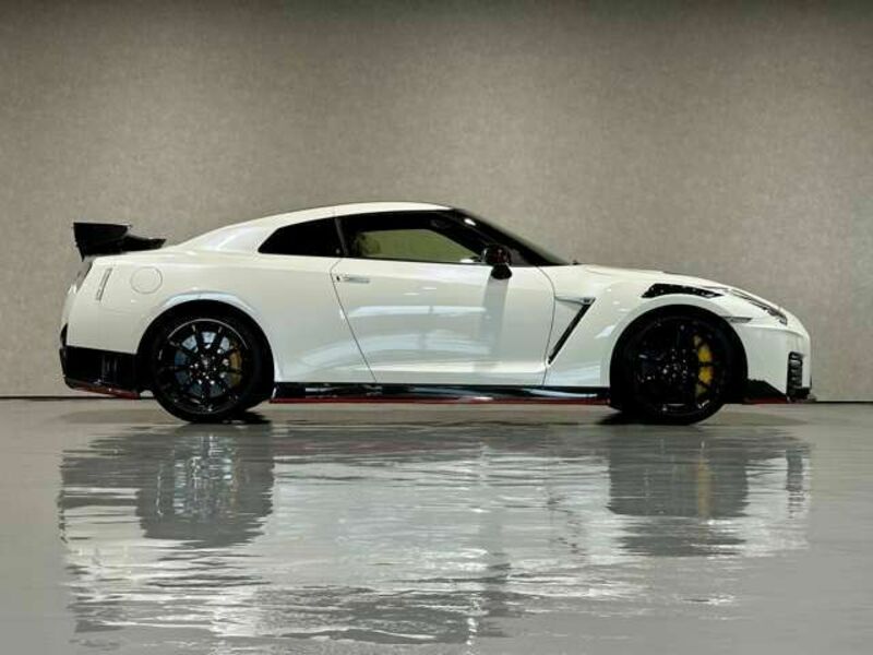 GT-R-3