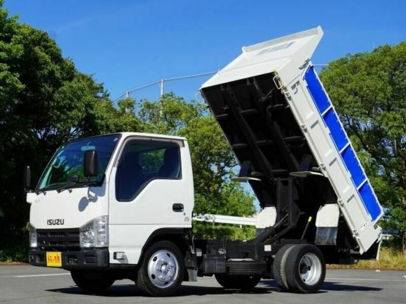 ISUZU　ELF