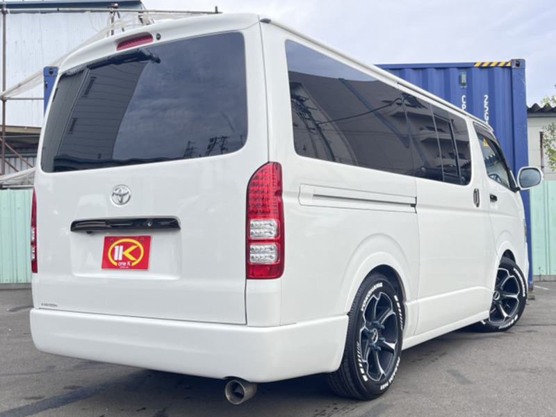 HIACE VAN-14