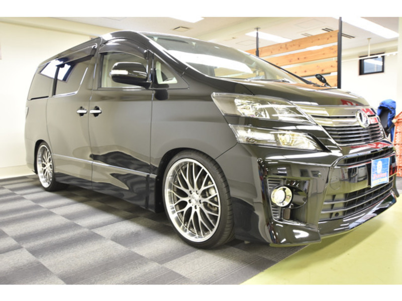 VELLFIRE-16