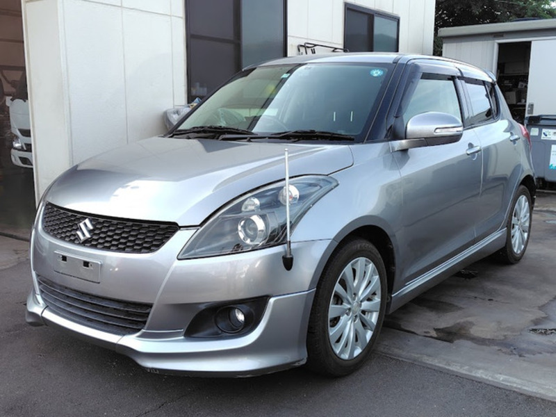 SUZUKI　SWIFT