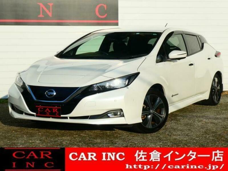 NISSAN　LEAF