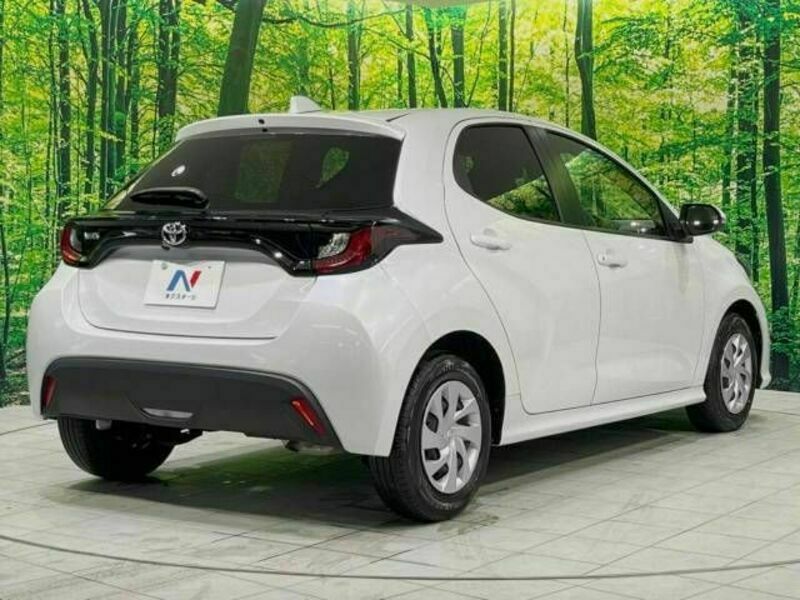 YARIS-17