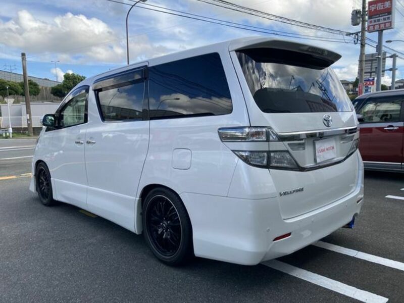 VELLFIRE-8