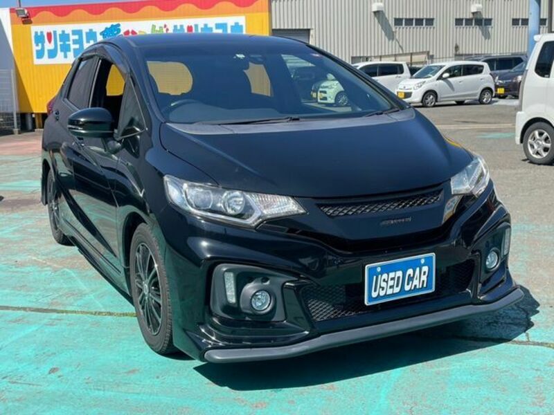 FIT HYBRID-8