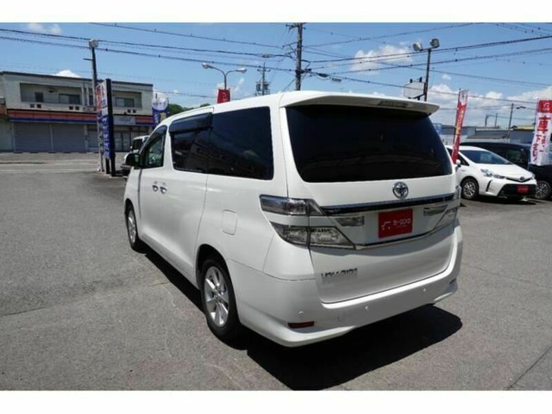 VELLFIRE-23