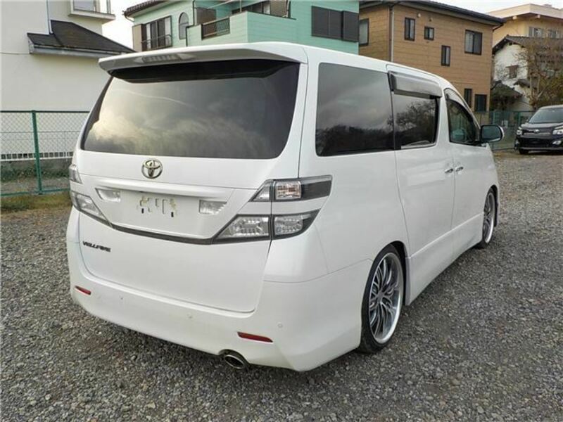 VELLFIRE-8