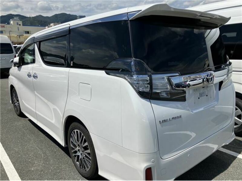 VELLFIRE-8