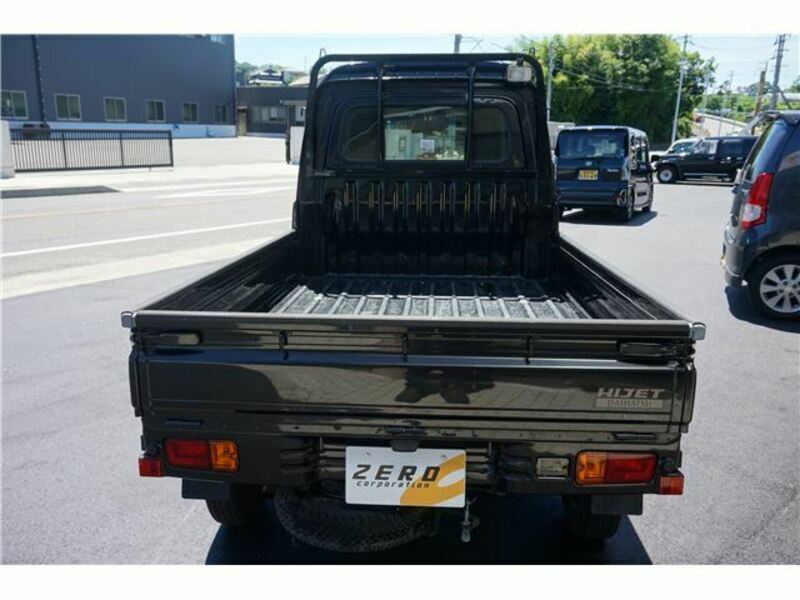 HIJET TRUCK-1