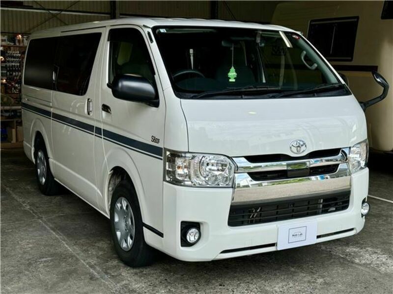 HIACE VAN-4