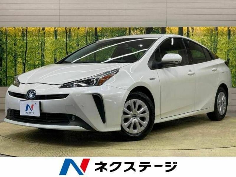 TOYOTA　PRIUS