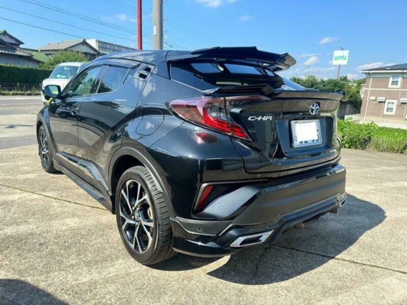 C-HR-6