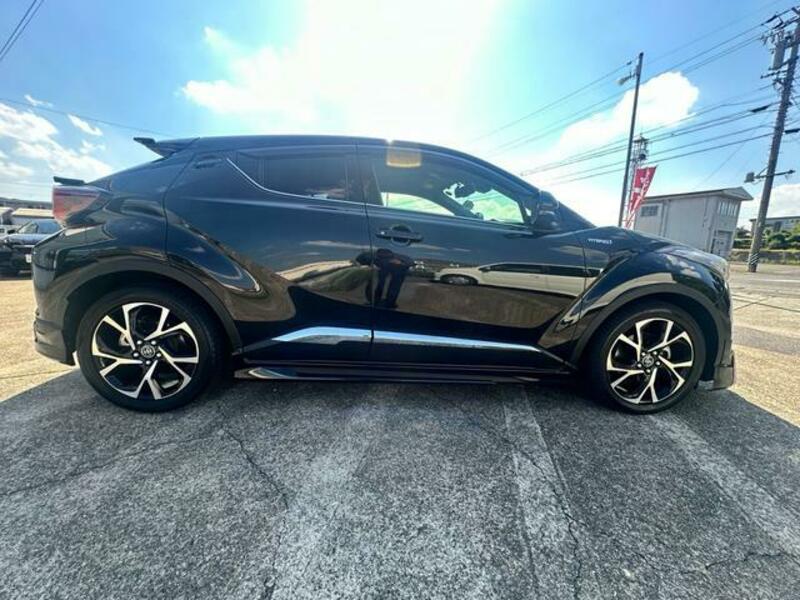 C-HR-4