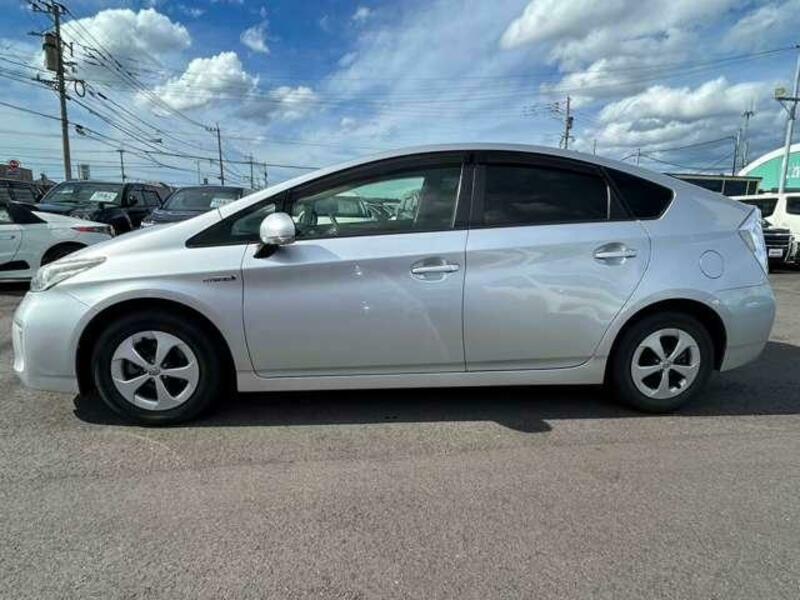 PRIUS-10