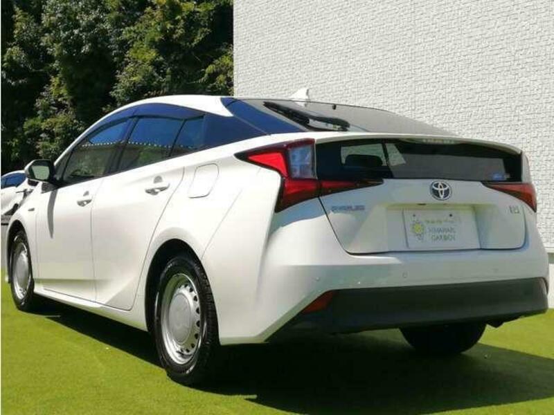 PRIUS-3