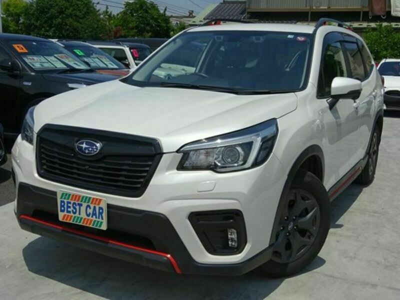 SUBARU　FORESTER