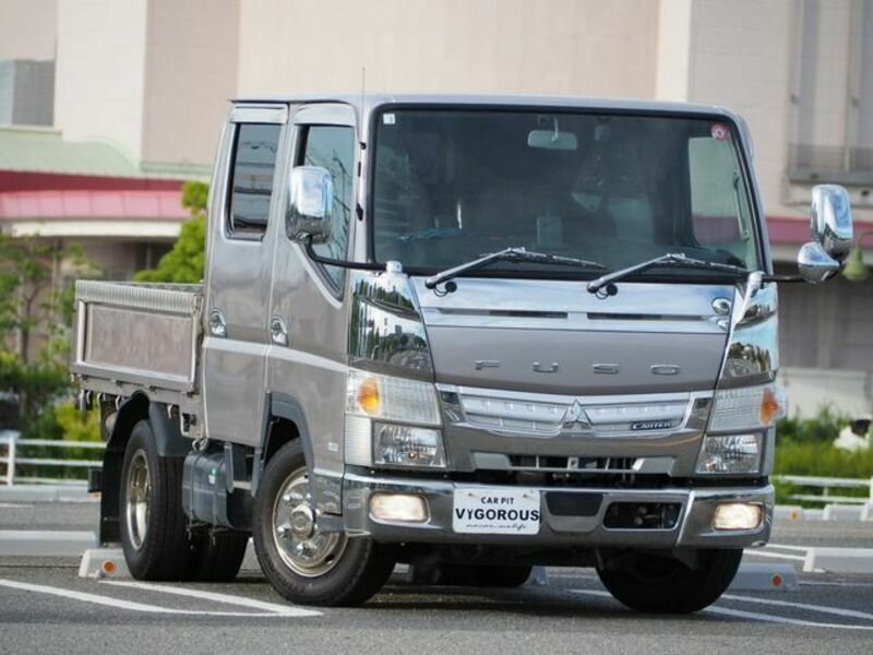 MITSUBISHI　CANTER