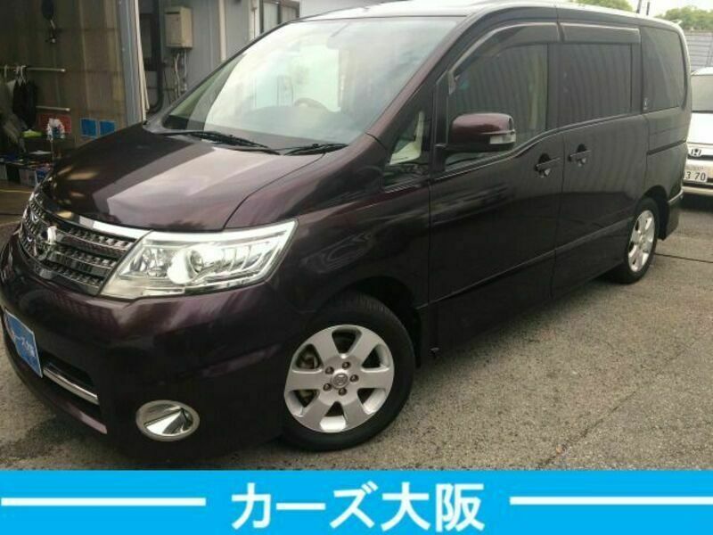 NISSAN　SERENA