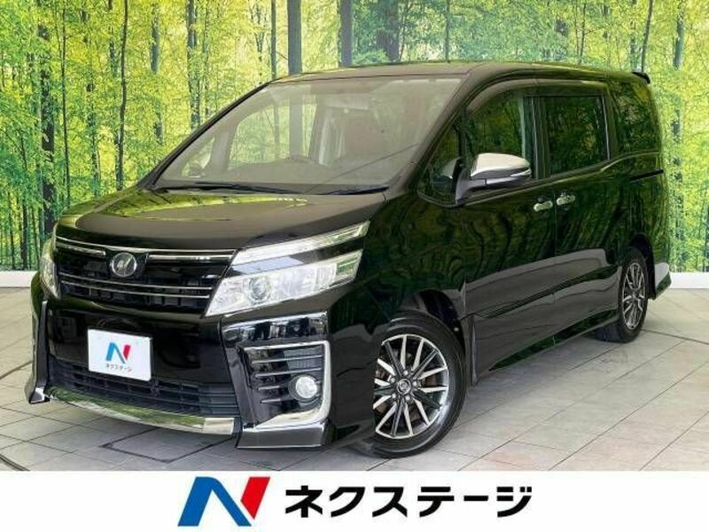 TOYOTA　VOXY