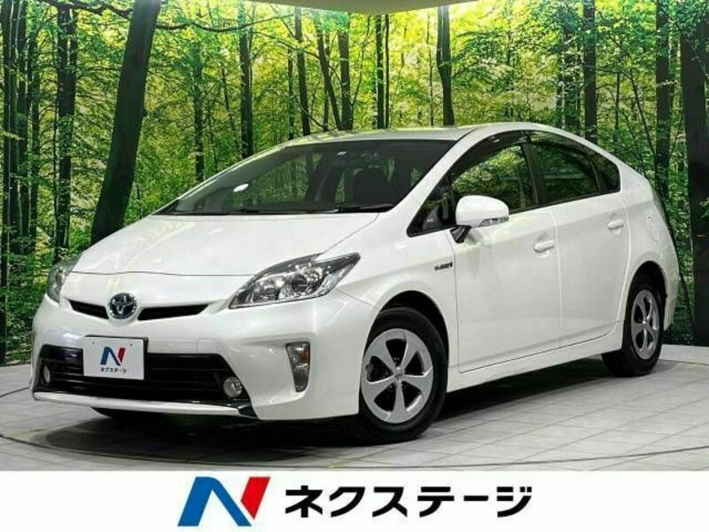 TOYOTA　PRIUS