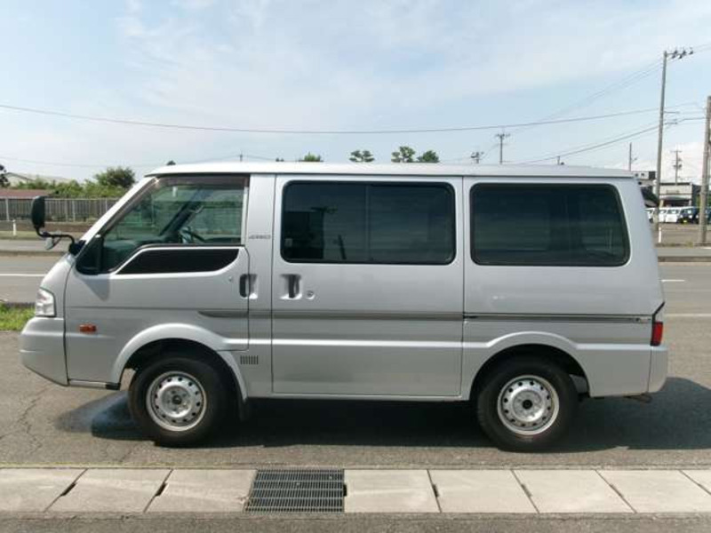 BONGO VAN-7