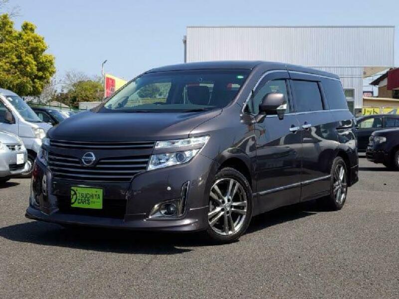 NISSAN　ELGRAND