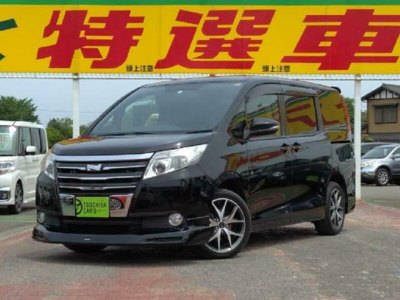 TOYOTA　NOAH