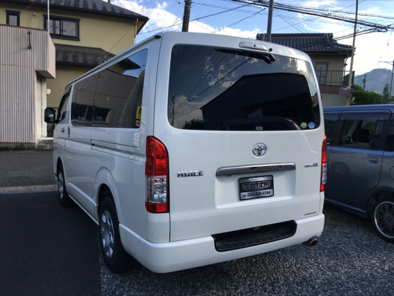 HIACE VAN-6